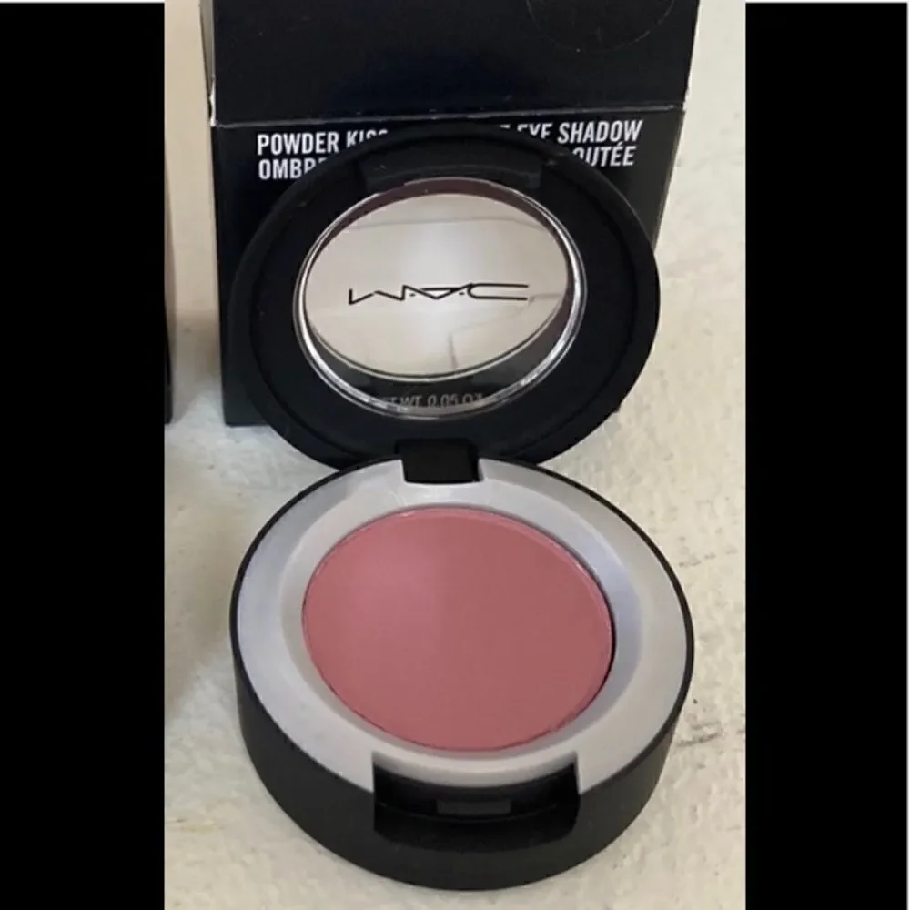 Mac Powder Kiss Soft Matte Eyeshadow Ripened